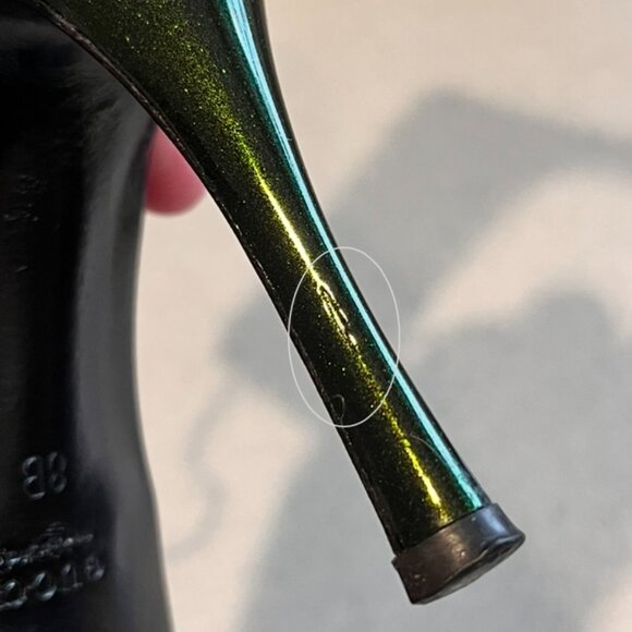 Gucci D'Orsay Patent Leather Stilletto Pumps - Size 8 - Picture 10 of 10